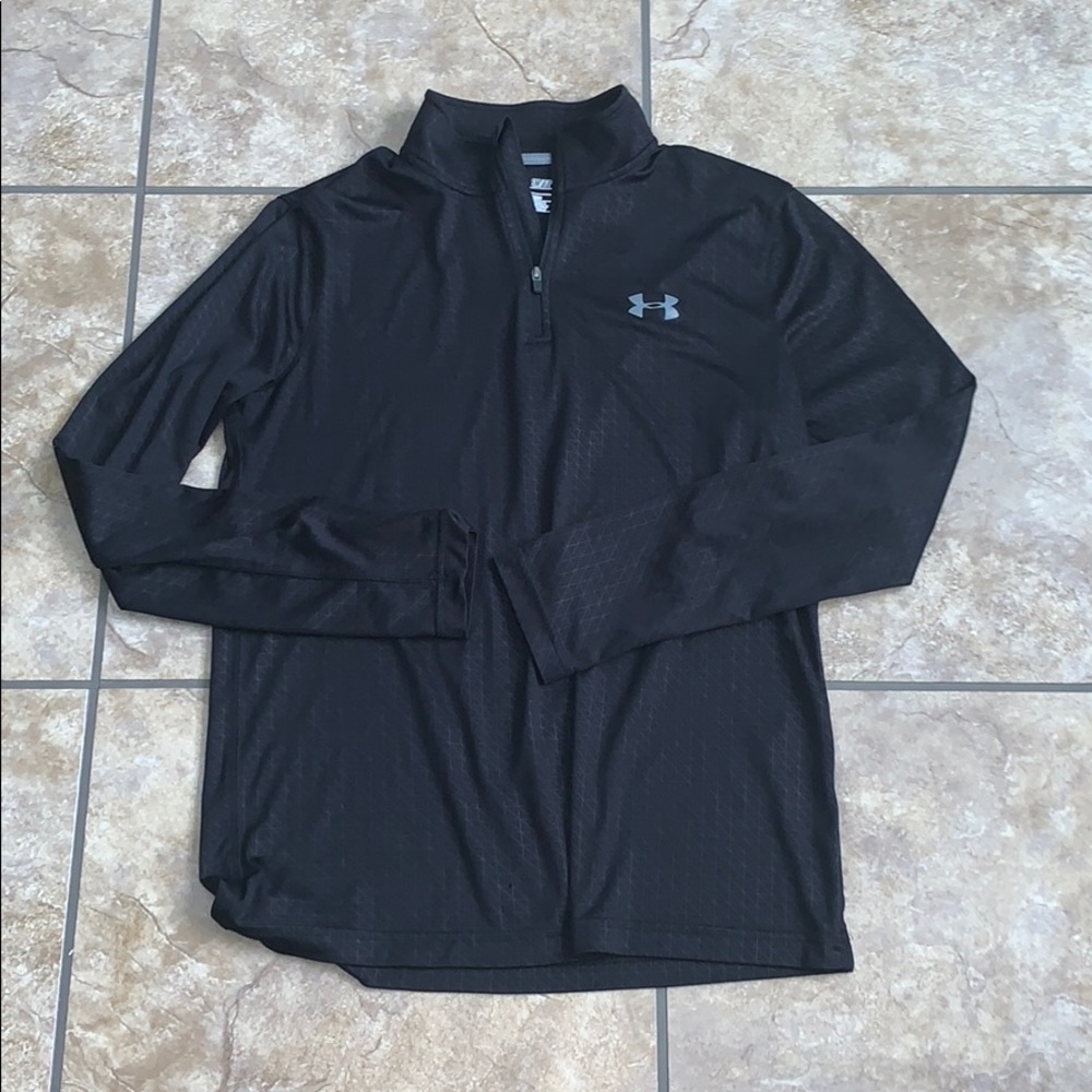 Cute black light weight underarmour half zip